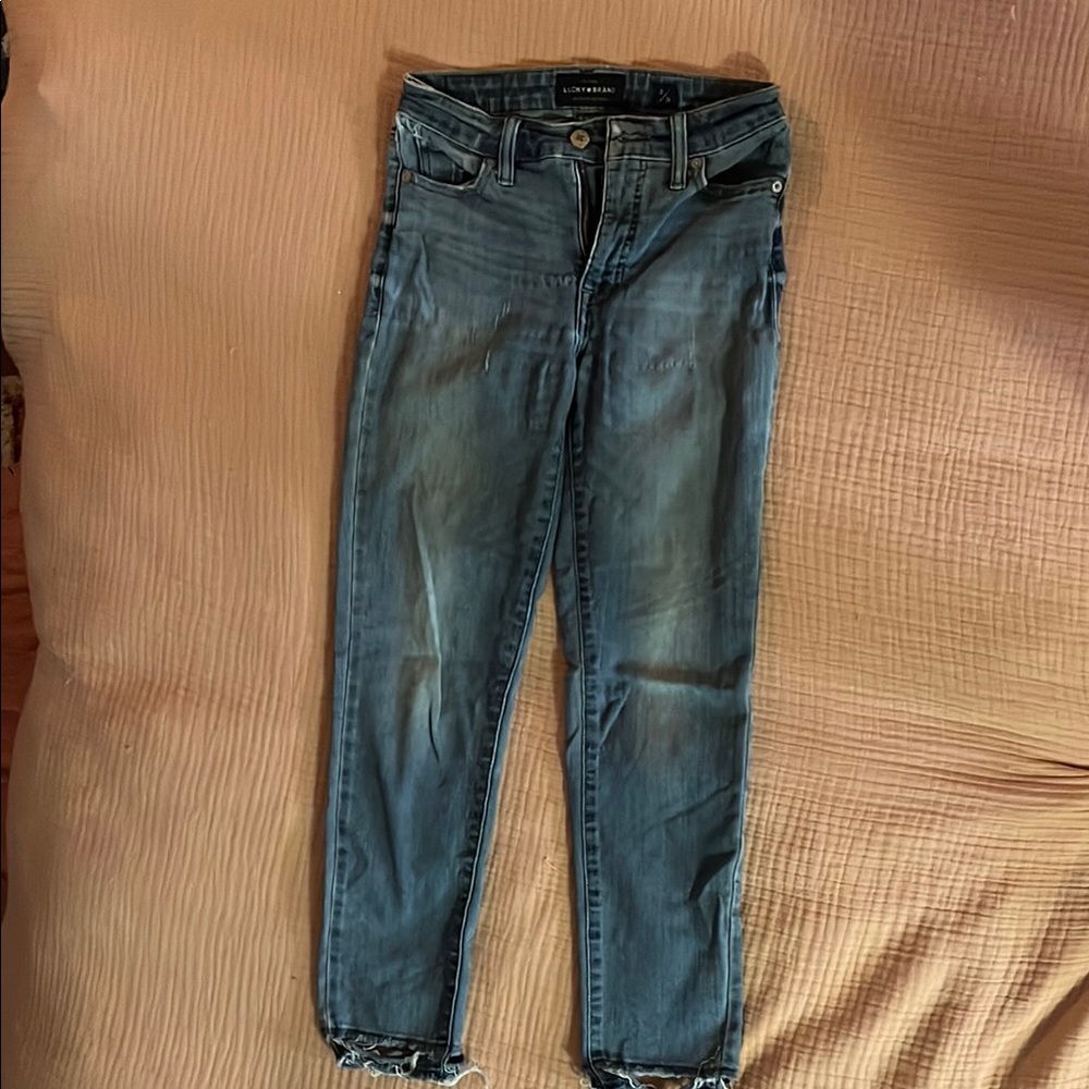 Lucky Brand Blue Ankle Cropped Jeans with Medium Wash and Zipper Fly